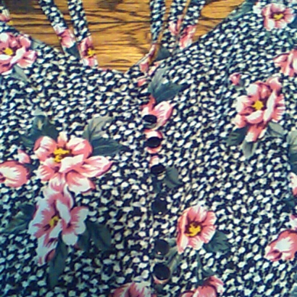 Floral Mini Dress with Straps and Buttons - Picture 2 of 3